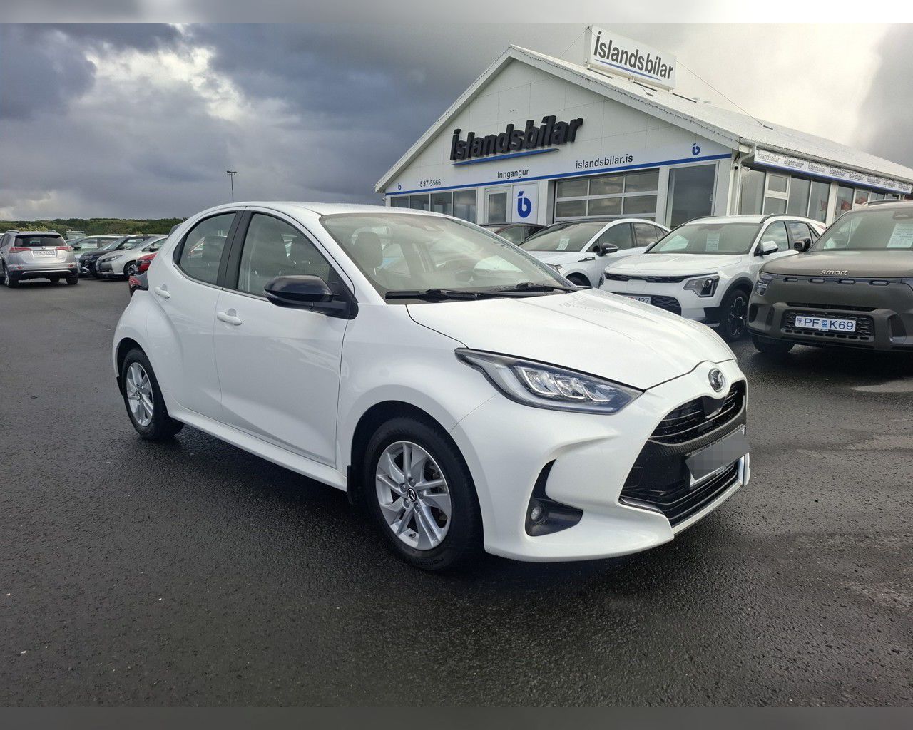 Mazda 2
